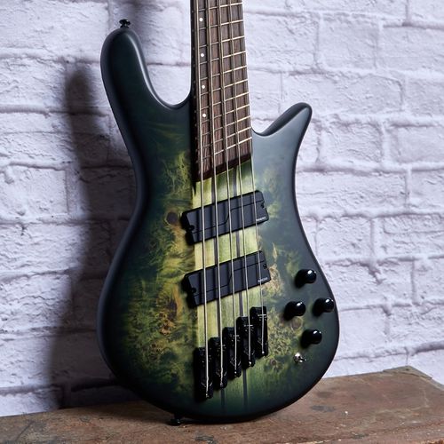 זוית נוספת Spector NS Dimension 5 Bass Guitar