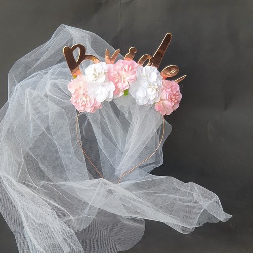 קשת BRIDE טול פרחים