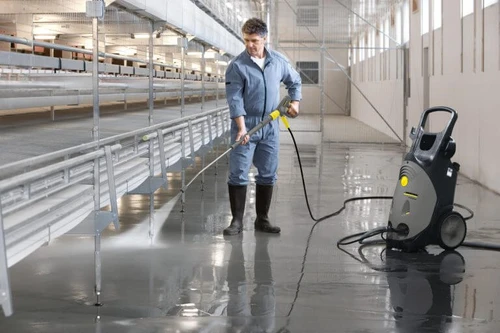 שטיפה בלחץ מים קרים HD 10/25 KARCHER