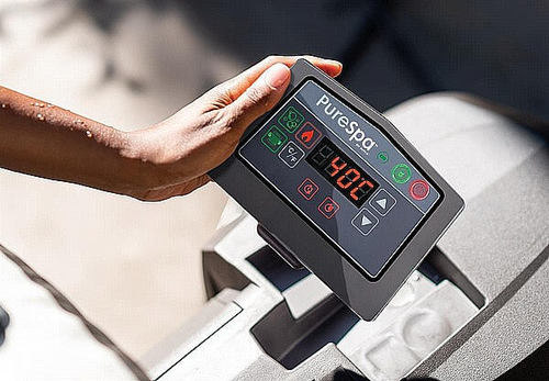 ג'קוזי עגול דמוי עץ ל-6 אנשים מבית