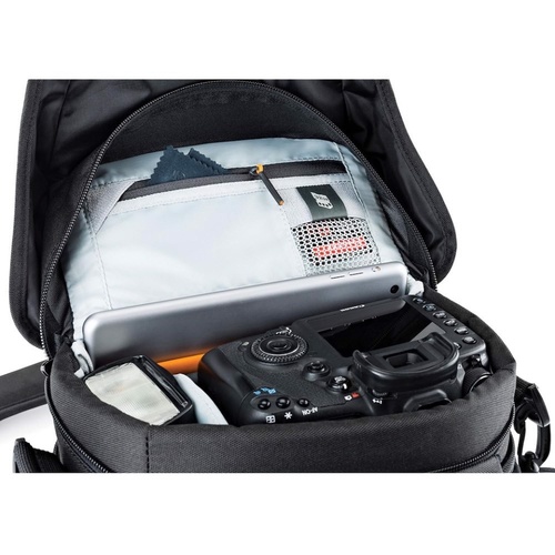 תיק צד למצלמה Lowepro Nova 160 AW II