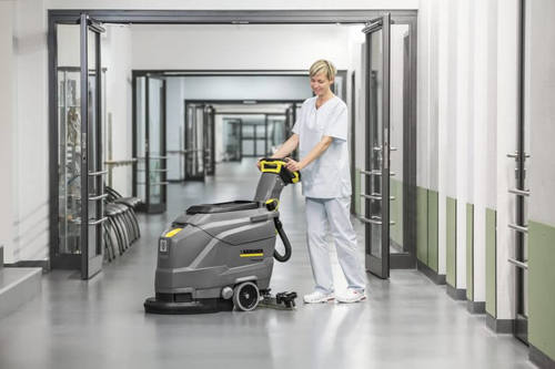 שטיפת רצפות BD 43/25 KARCHER
