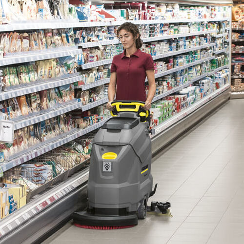 שטיפת רצפות BD 50/50 KARCHER