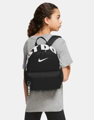 תיק גב מיני נייק  Nike Brasilia JDI Mini Backpack | שחור