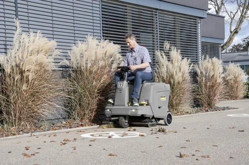 מכונת טיאוט רכובה KM 85/50 KARCHER