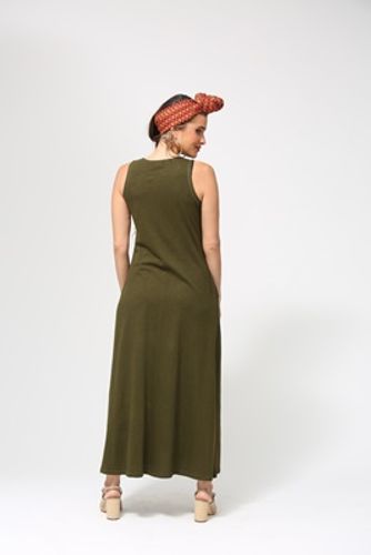 שמלת נוגה plus size