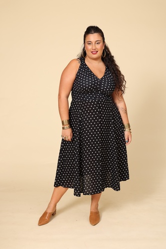 שמלת לולאות plus size