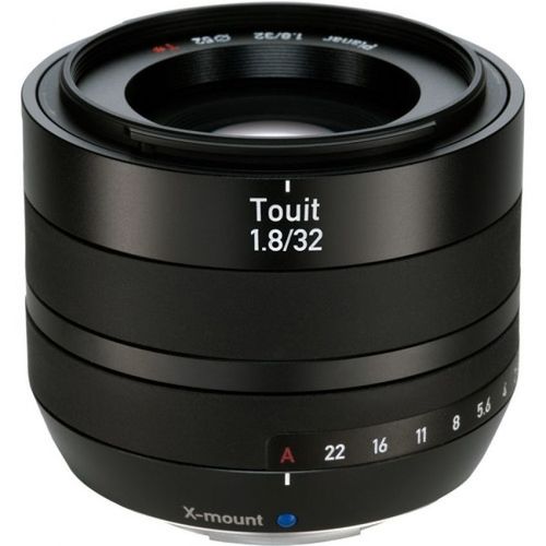 Zeiss Touit 32mm f/1.8 for Fujifilm X-mount