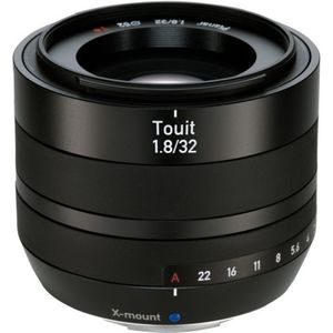 Zeiss Touit 32mm f/1.8 for Fujifilm X-mount