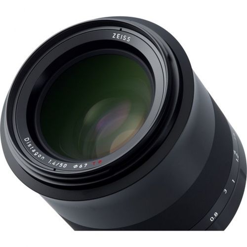 Zeiss Milvus 50mm f/1.4 ZE For Canon