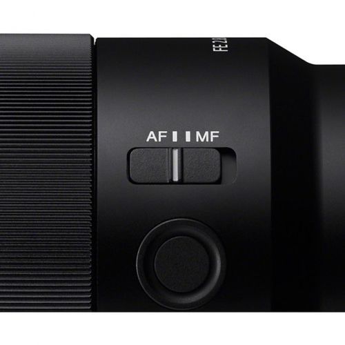 Sony FE 50mm f/2.8 Macro
