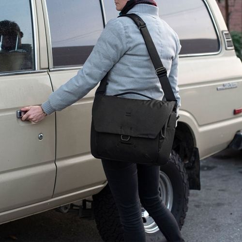 תיק צד Peak Design Everyday Messenger v2 13L Black