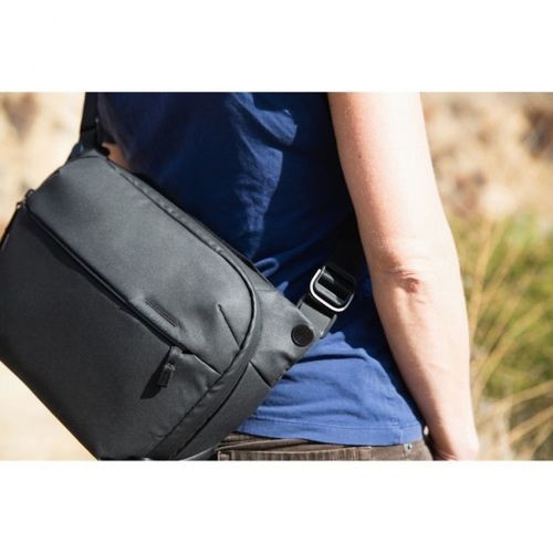 תיק צד Peak Design Everyday Sling v2 6L Black