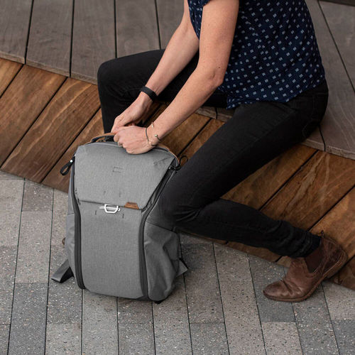 תיק גב Peak Design Everyday Backpack v2 20L Ash