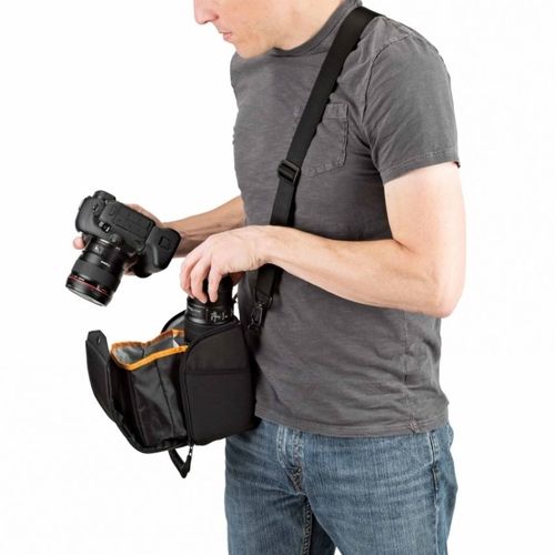 תיק לעדשה Lowepro ProTactic Lens Exchange 100AW