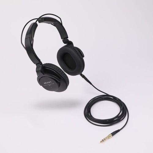 קיט לשידור חי Zoom ZDM-1 Podcast Mic Pack