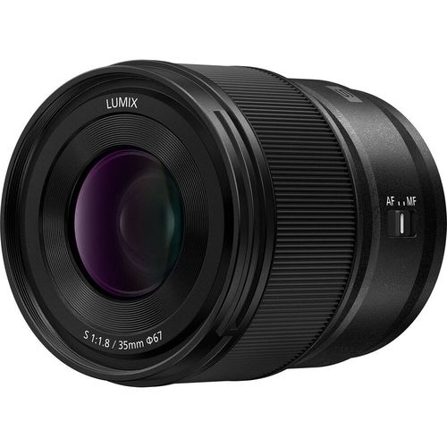 עדשה Panasonic Lumix S 35mm f/1.8