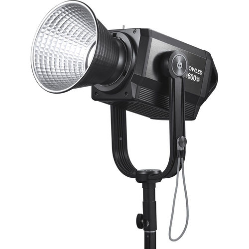 פנס לד Godox M600D Daylight LED Light
