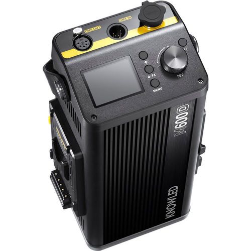 פנס לד Godox M600D Daylight LED Light