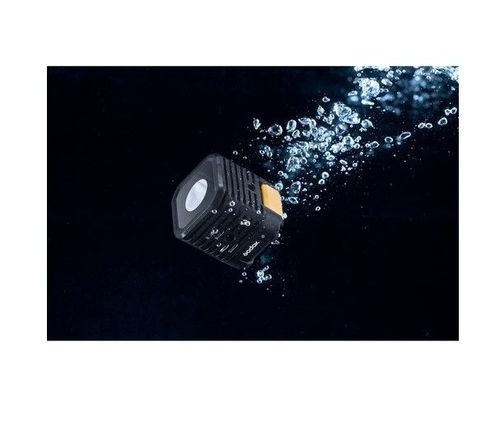 תאורת לד רציפה קטנה עמידה במים Godox - WL4B Waterproof LED Light