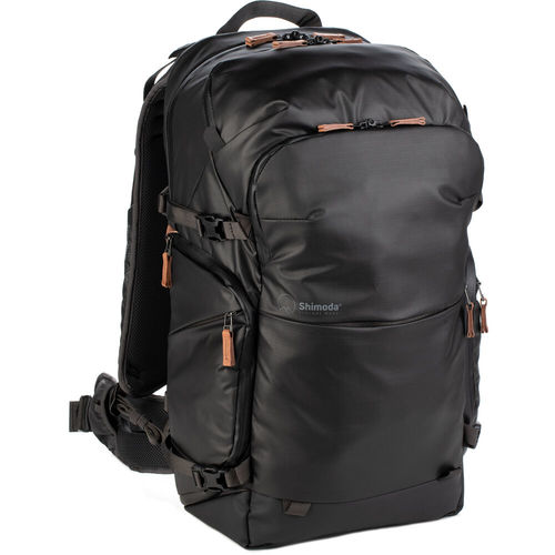 תיק גב Shimoda Designs 520-160 Explore v2 35L Starter Kit with Medium DSLR Core Unit (Black)