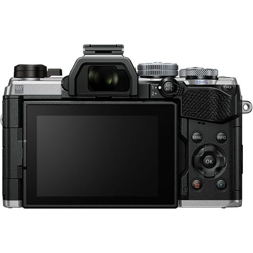 מצלמה OM SYSTEM OM-5 Kit 12-45mm f/4 PRO (Silver)