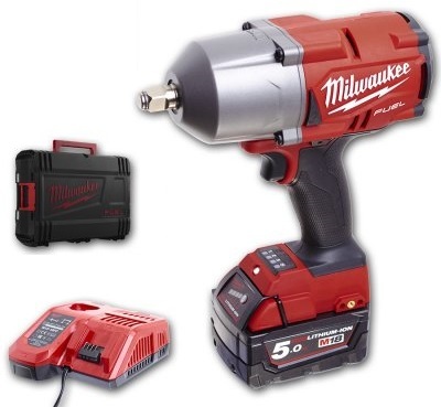 מפתח אימפקט “ 1/2 כולל סוללה 5AH מבית milwaukee