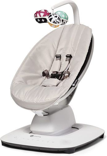 ממרו mamaroo מפוארת צבע אפור - דגם 5.0 נדנדה לתינוק בטכנולוגיה מתקדמת, אפשרות חיבור לבלוטוס, עם 5 תנועות נדנוד יחודיות. 4moms