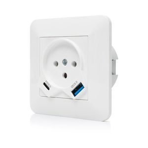 שקע כח עם מטען USB כפול מהיר TYPE C+A PD במארז בליסטר Nisko