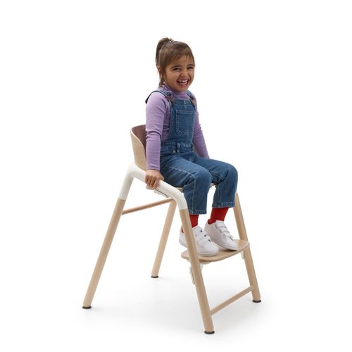 דיל ענק כיסא אוכל בוגבו ג’ירף Bugaboo Giraffe - עץ בהיר/לבן + בייבי סט + מגש