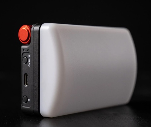 פנס לד Aputure MC PRO