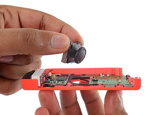 החלפת סטיק לשלט JOY CON של נינטנדו SWITCH