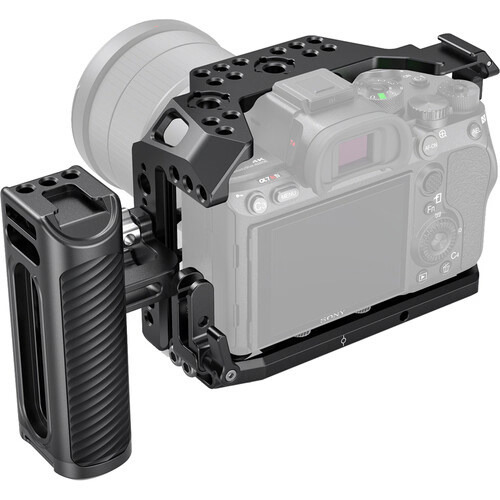 SmallRig Camera Cage with Side Handle Kit for Sony a7R IV 3137