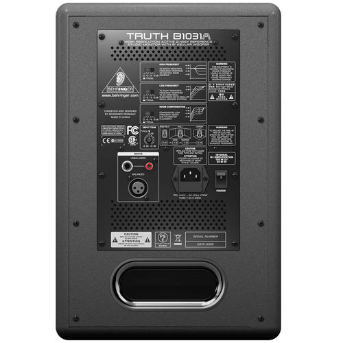 רמקול מקצועי מוגבר מבית BEHRINGER דגם B1031