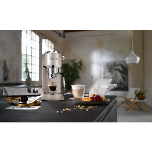 מכונת קפה אספרסו ידנית DeLonghi דלונגי דגם EC885GB