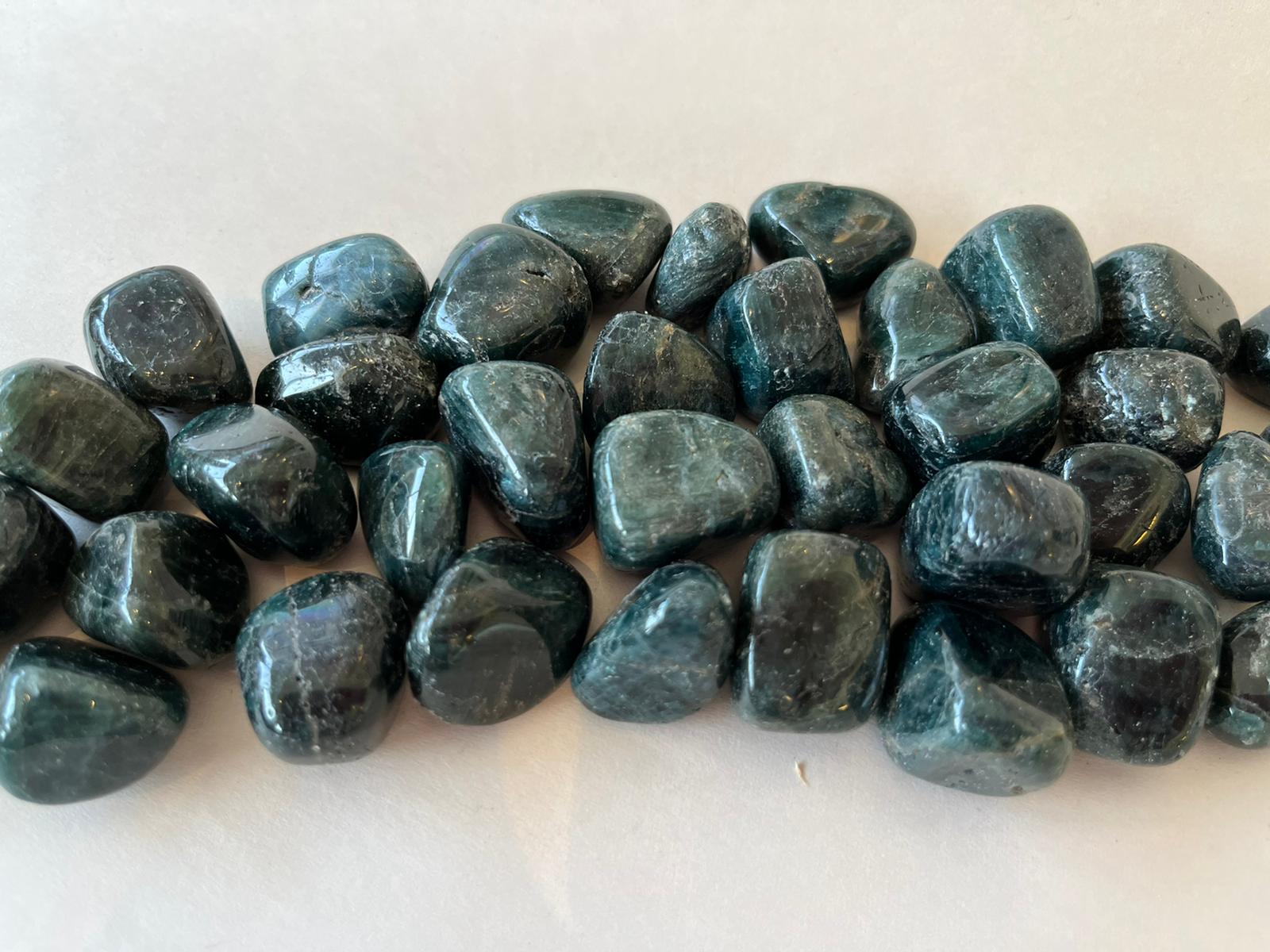 אפטייט חלוק APATITE
