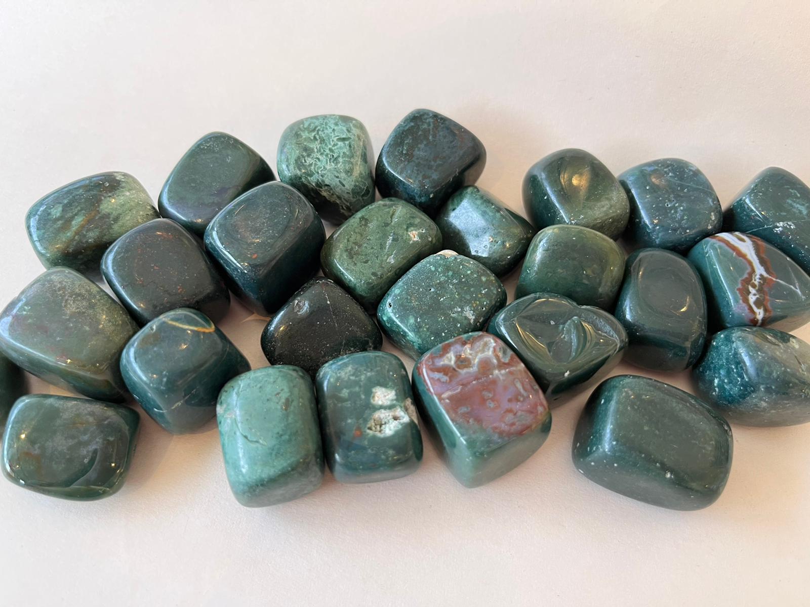 בלאדסטון חלוק BLOODSTONE