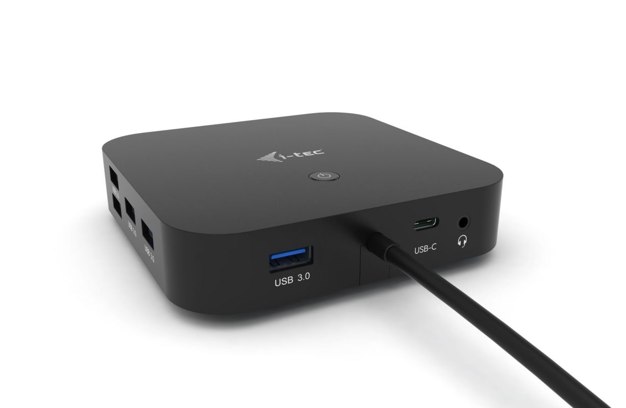 תחנת עגינה USB-C עם תצוגה כפולה עם מטען אוניברסלי 112W