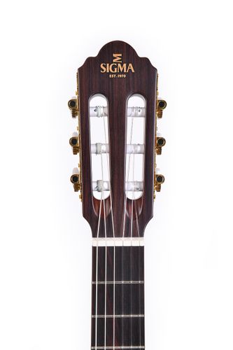 גיטרה קלאסית מוגברת SIGMA CTMC-2E