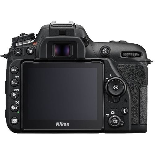 Nikon D7500 + 18-140mm - קיט Dslr (רפלקס) מצלמת ניקון - יבואן רשמי