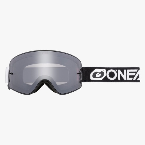משקפי אבק ONEAL B-50 מגנטיים עם עדשה כפולה שקופה, מסגרת מודרנית, רצועה מתכווננת עם פסי סיליקון, הגנת UV 100% וציפוי נגד ערפל לרכיבה בשטח