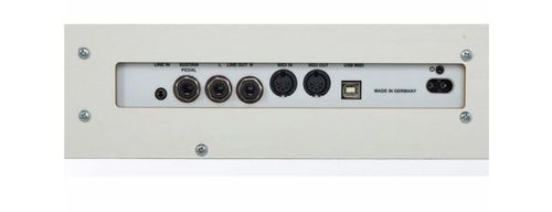 פסנתר חשמלי רהיט תוצרת גרמניה DP-300 עם מנגנון פטישים בצבע לבן 120302 מבית GEWA (Germany)