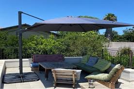 שמשיה שמנת/אפור דגם רומא 3.3X3.3 רגל צד 