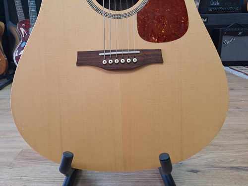 Seagull Walnut