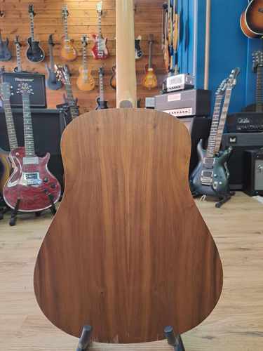 Seagull Walnut