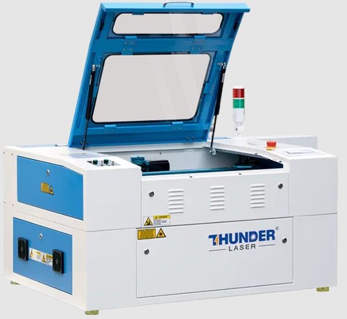 מכונת חיתוך בלייזר- NOVA 24 LASER CUTTER 60W