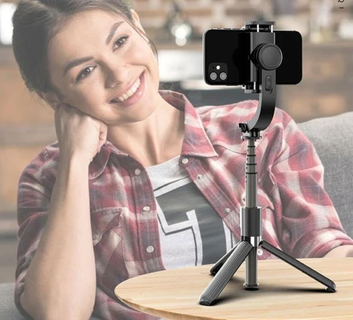 מייצב צילום גימבל לסמארטפון Gimbal משולב חצובה