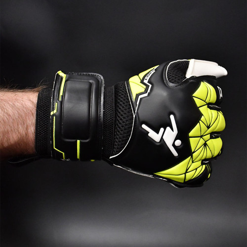 כפפות שוער מקצועיות Precision Fusion X Flat Cut