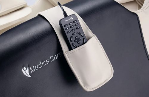 כורסת עיסוי בעלת 14 ראשי עיסוי Medics Care MC-79500