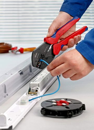 לוחץ סופיות “מולטי” 5 סופיות KNIPEX